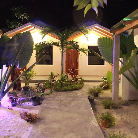 Resten Inn Thoddoo Exterior foto