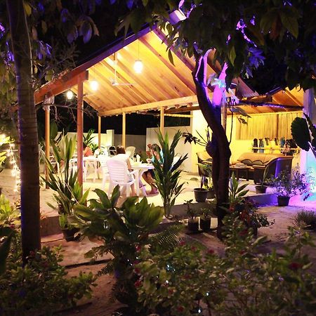 Resten Inn Thoddoo Exterior foto