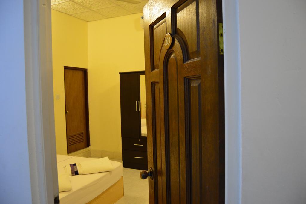 Resten Inn Thoddoo Exterior foto